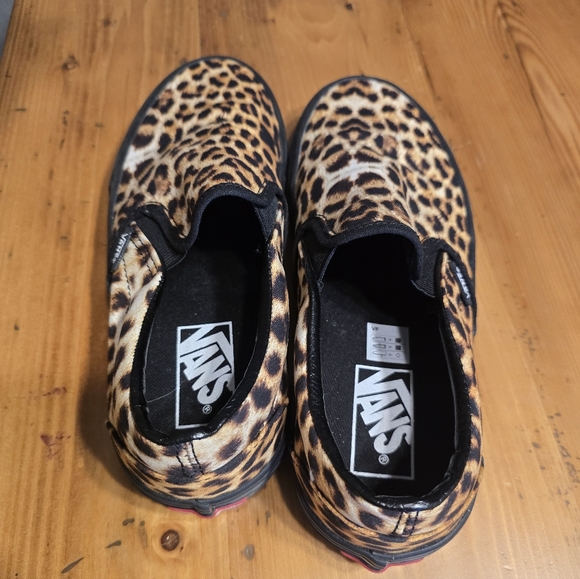Leopard Vans Slip On Like New 5.5 Men 7women - Picture 4 of 4